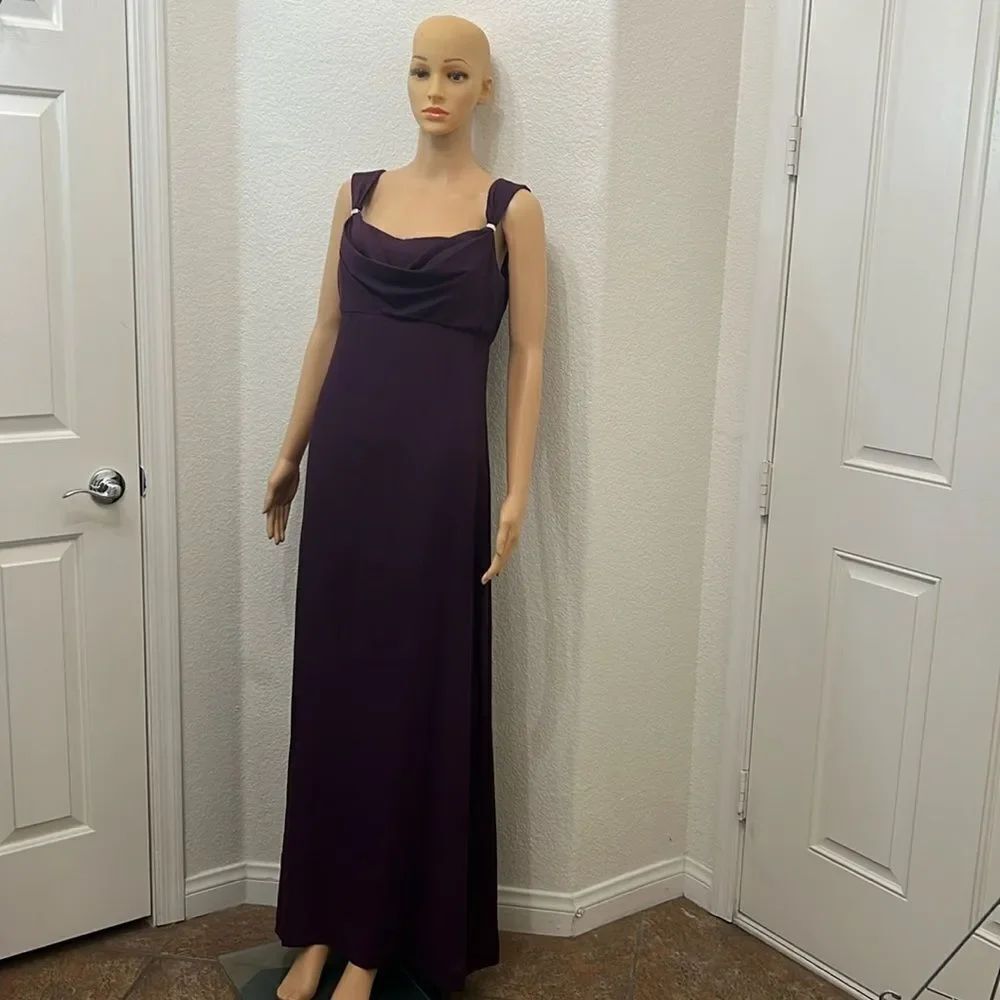Michaelangelo Dress Sz 8 Plum Purple Diamond Accent Ruched Scoop Neck Maxi Lined